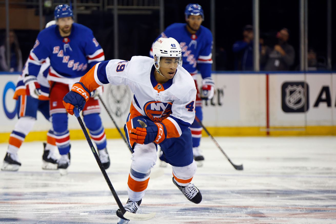 New York Islanders v New York Rangers