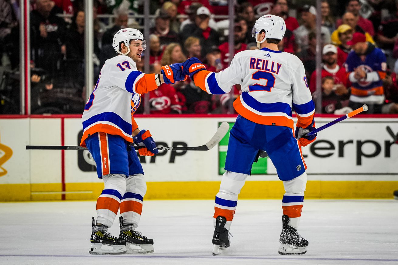 New York Islanders vs Carolina Hurricanes - Game Five