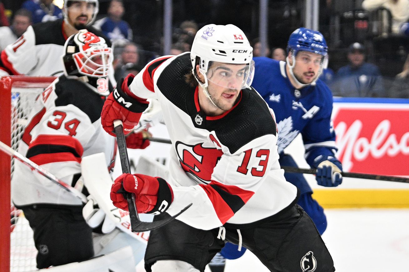 NHL: New Jersey Devils at Toronto Maple Leafs