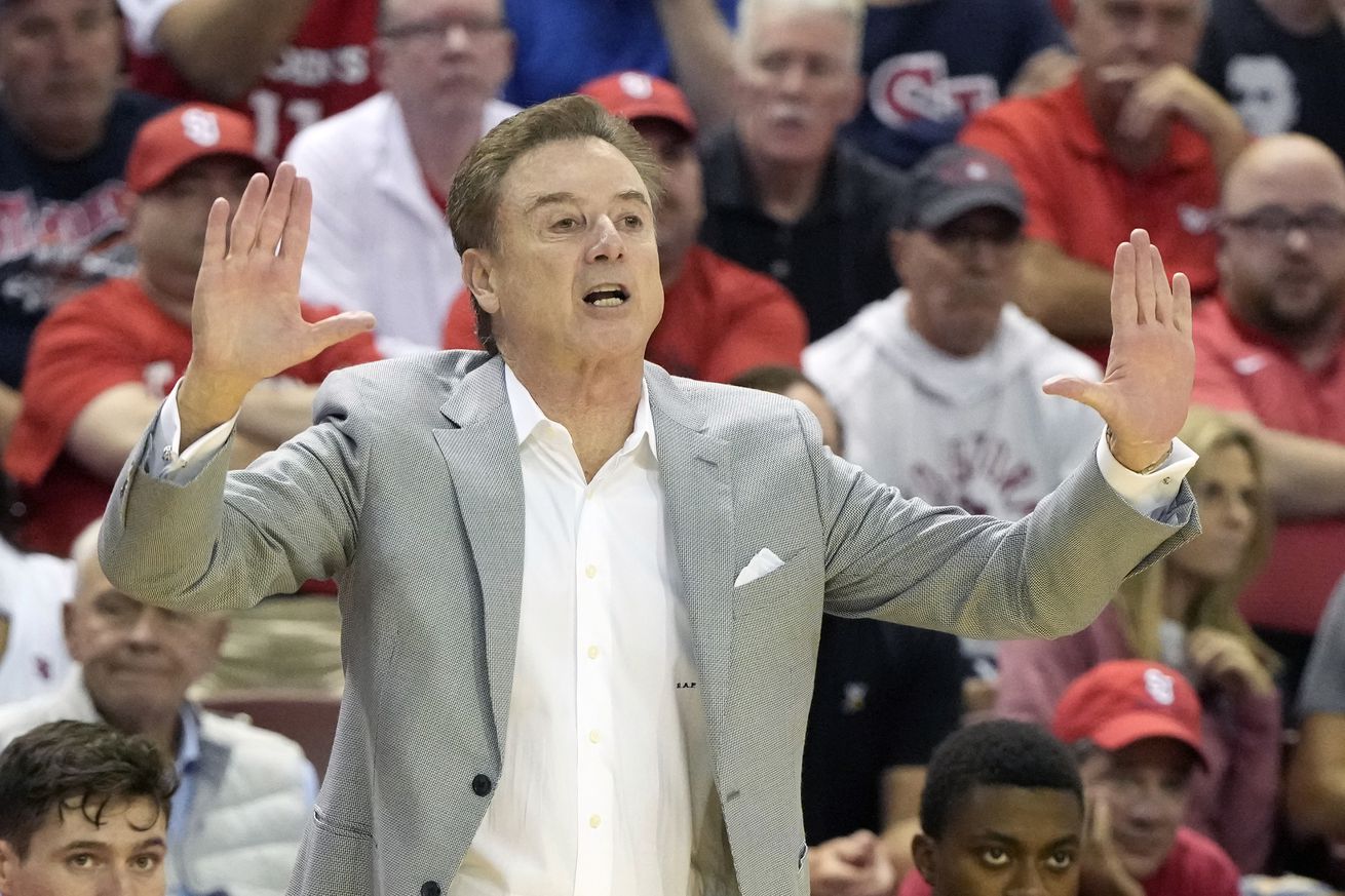 Head coach Rick Pitino of the St. John’s Red Storm signals his players in the first half during day two of the Shriners Children’s Charleston Classic college basketball game against the Dayton Flyers at the TD Arena on November 17, 2023 in Charleston, South Carolina.