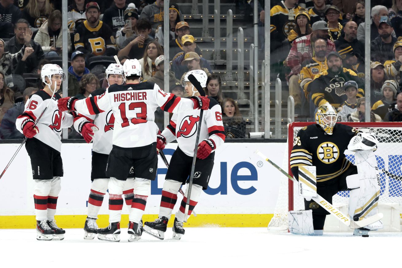 NHL: DEC 30 Devils at Bruins