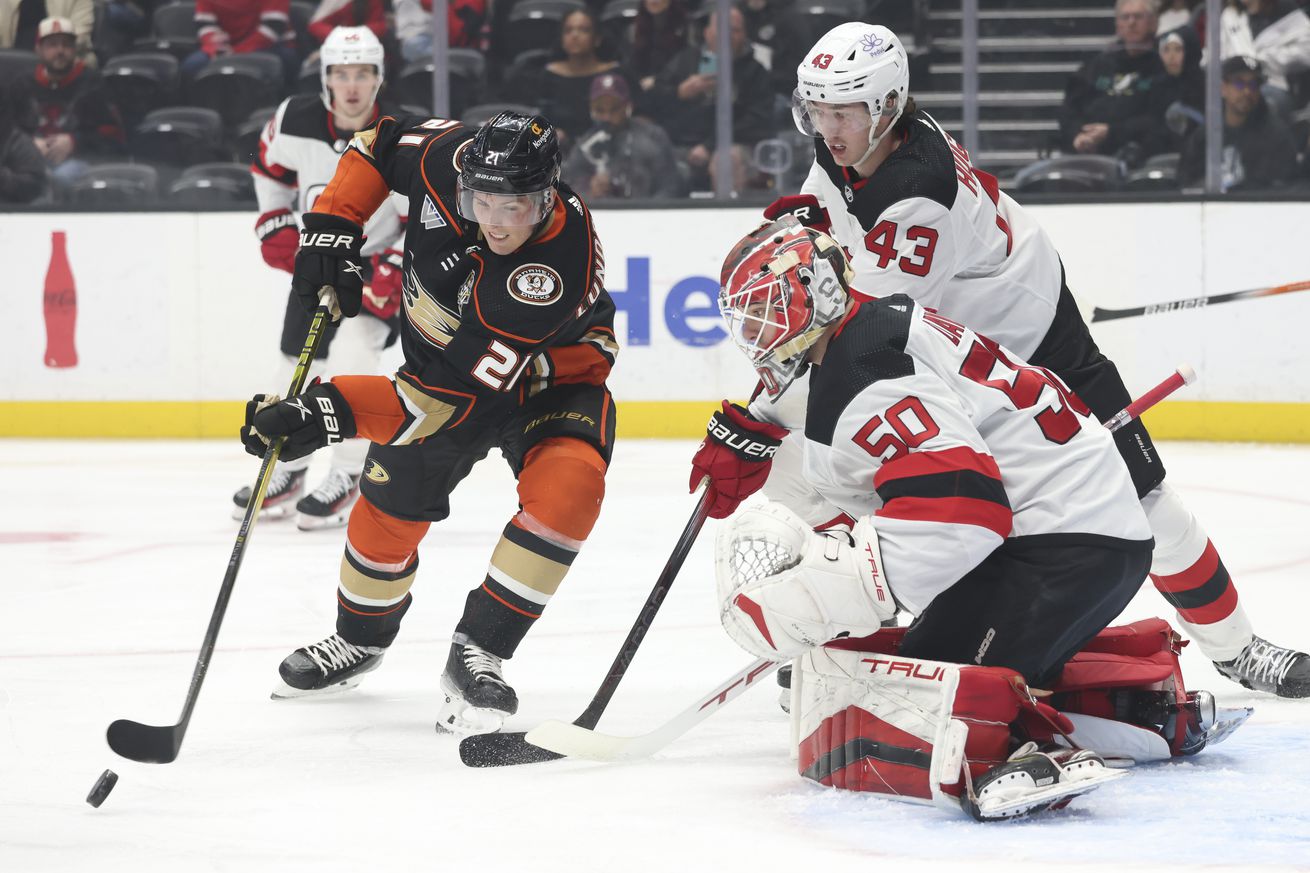 New Jersey Devils v Anaheim Ducks