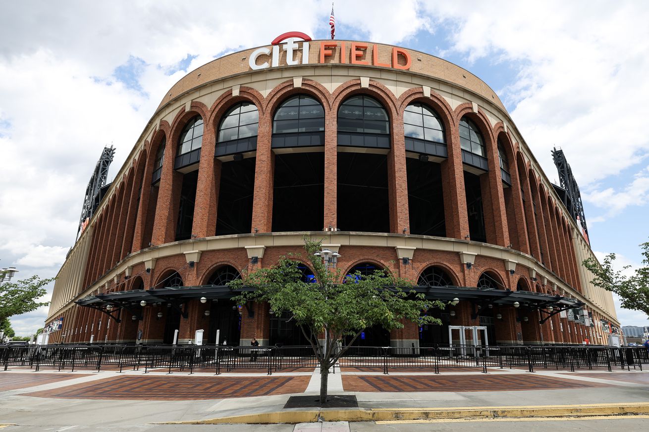 Los Angeles Dodgers v New York Mets