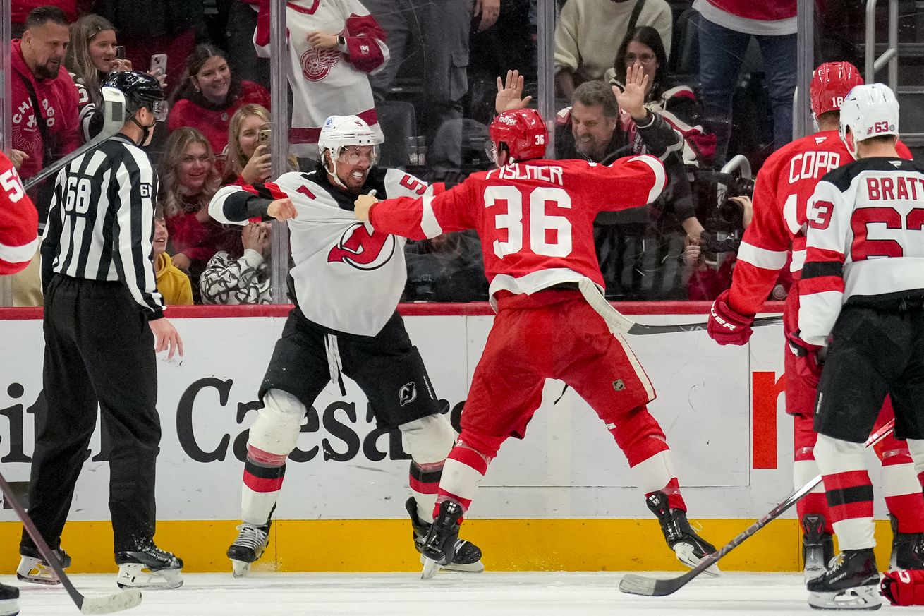 New Jersey Devils v Detroit Red Wings