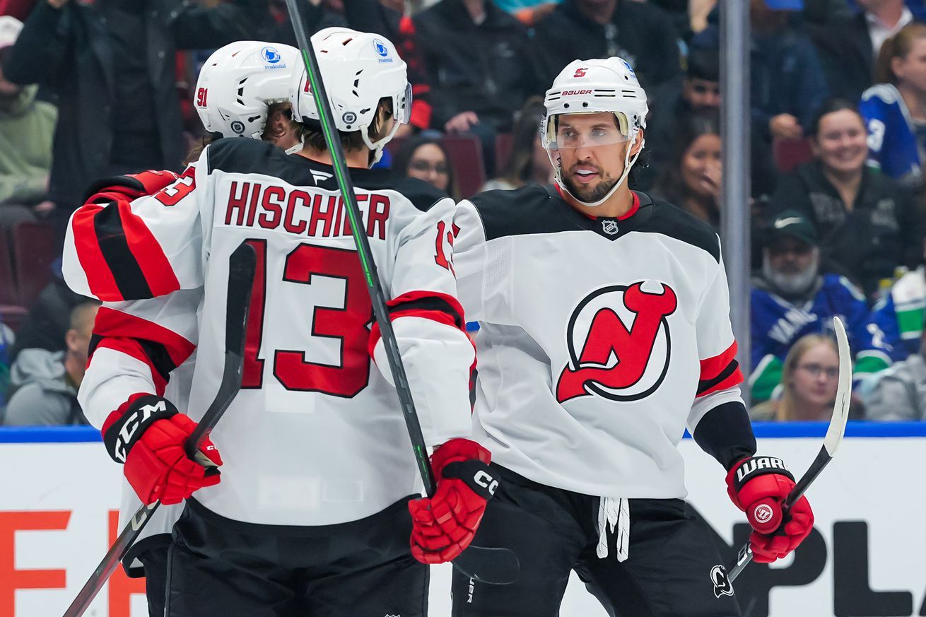 New Jersey Devils v Vancouver Canucks