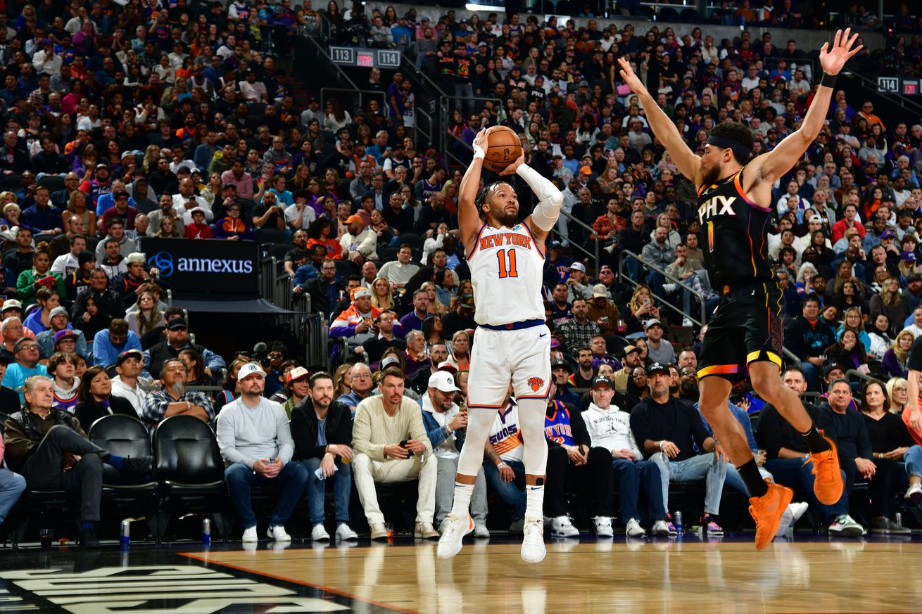 New York Knicks v Phoenix Suns