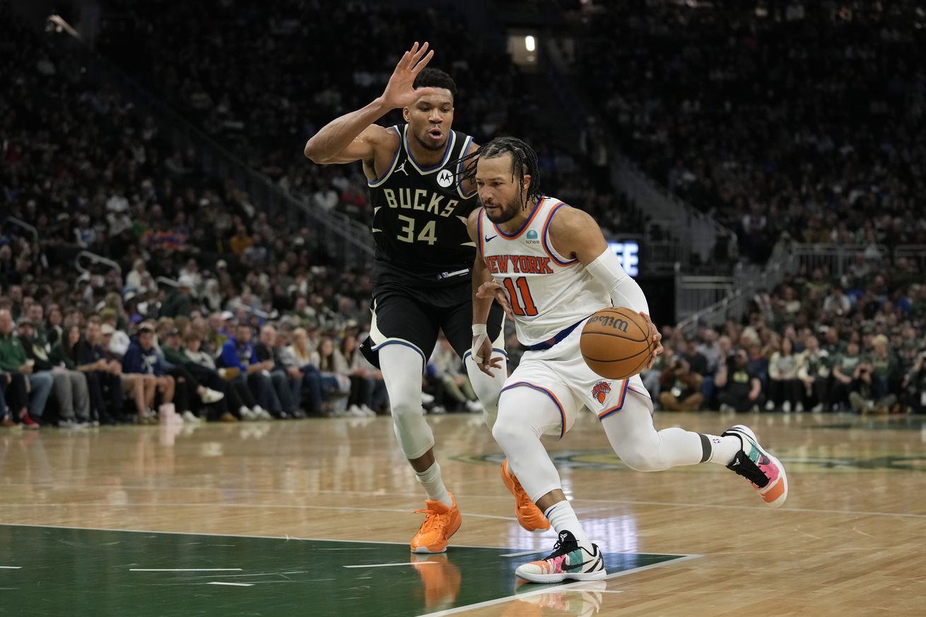 New York Knicks v Milwaukee Bucks