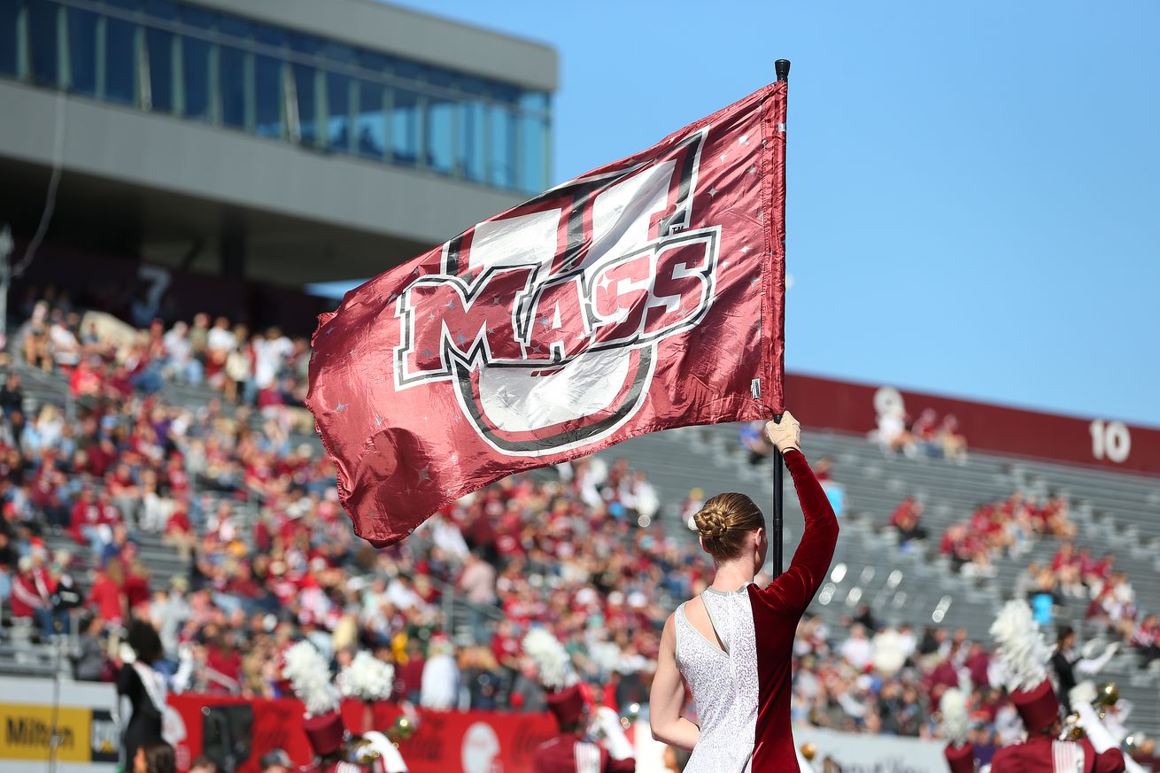 COLLEGE FOOTBALL: OCT 12 Missouri at UMass