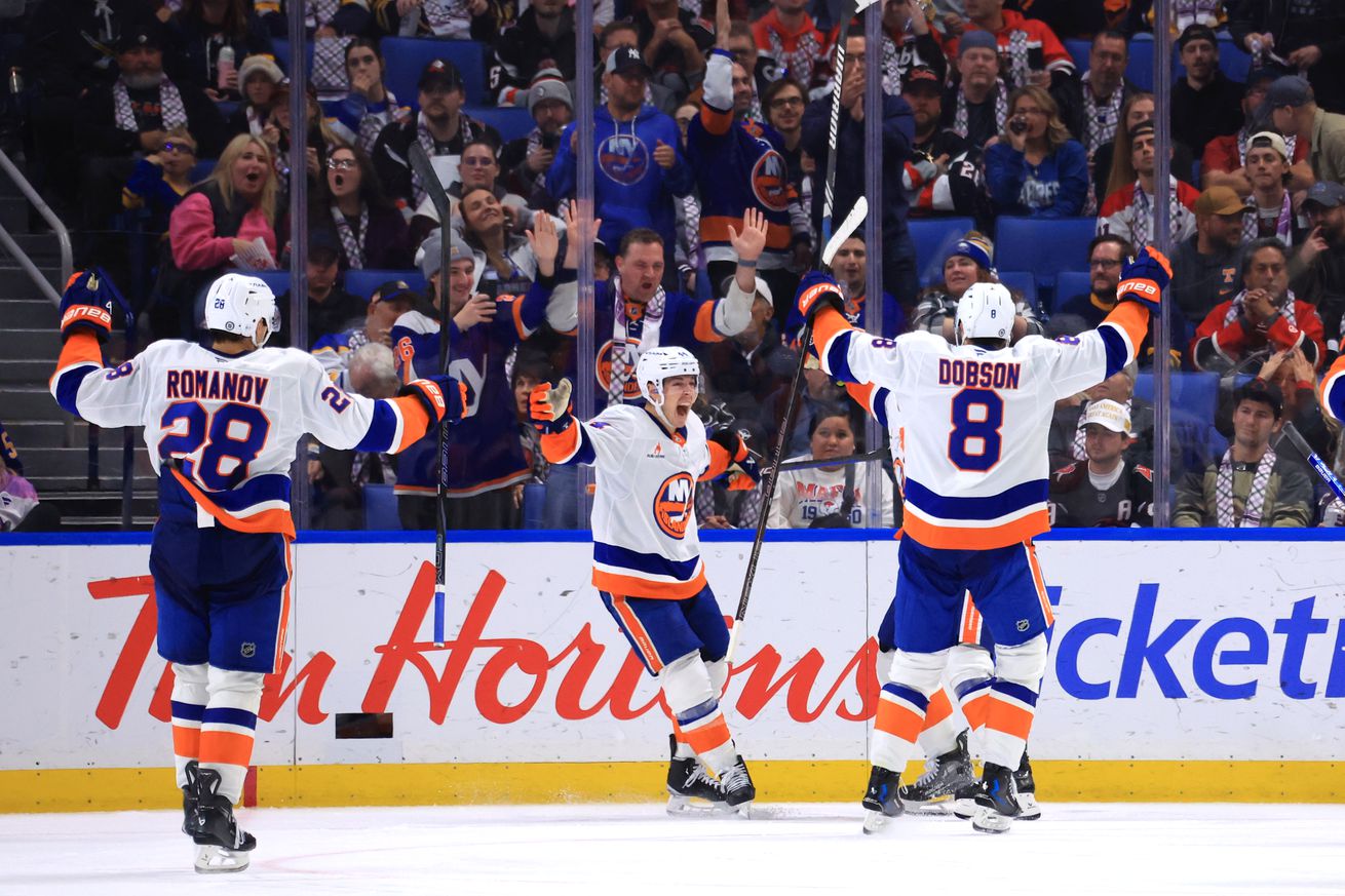 New York Islanders v Buffalo Sabres