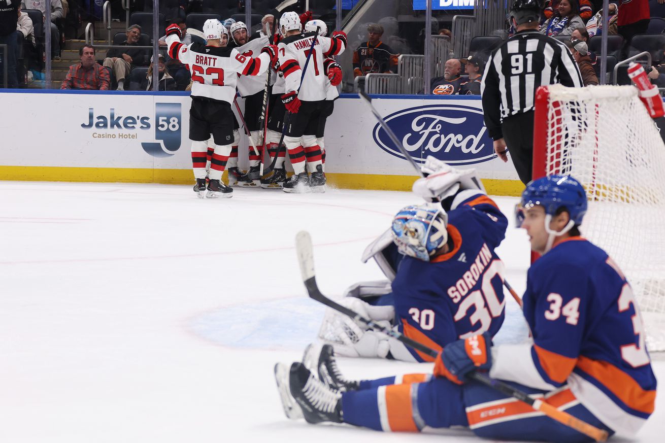 New Jersey Devils v New York Islanders