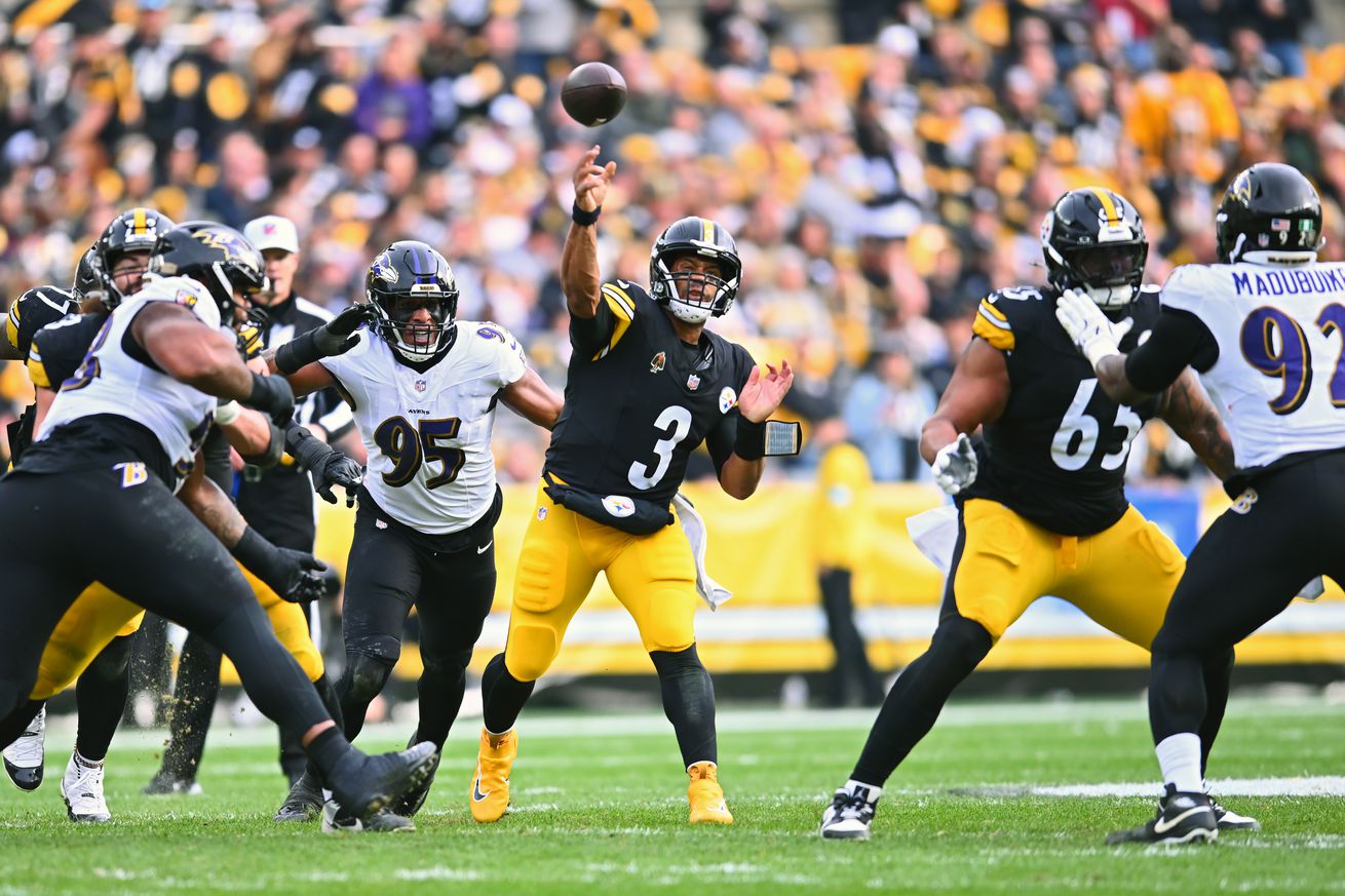 Baltimore Ravens v Pittsburgh Steelers