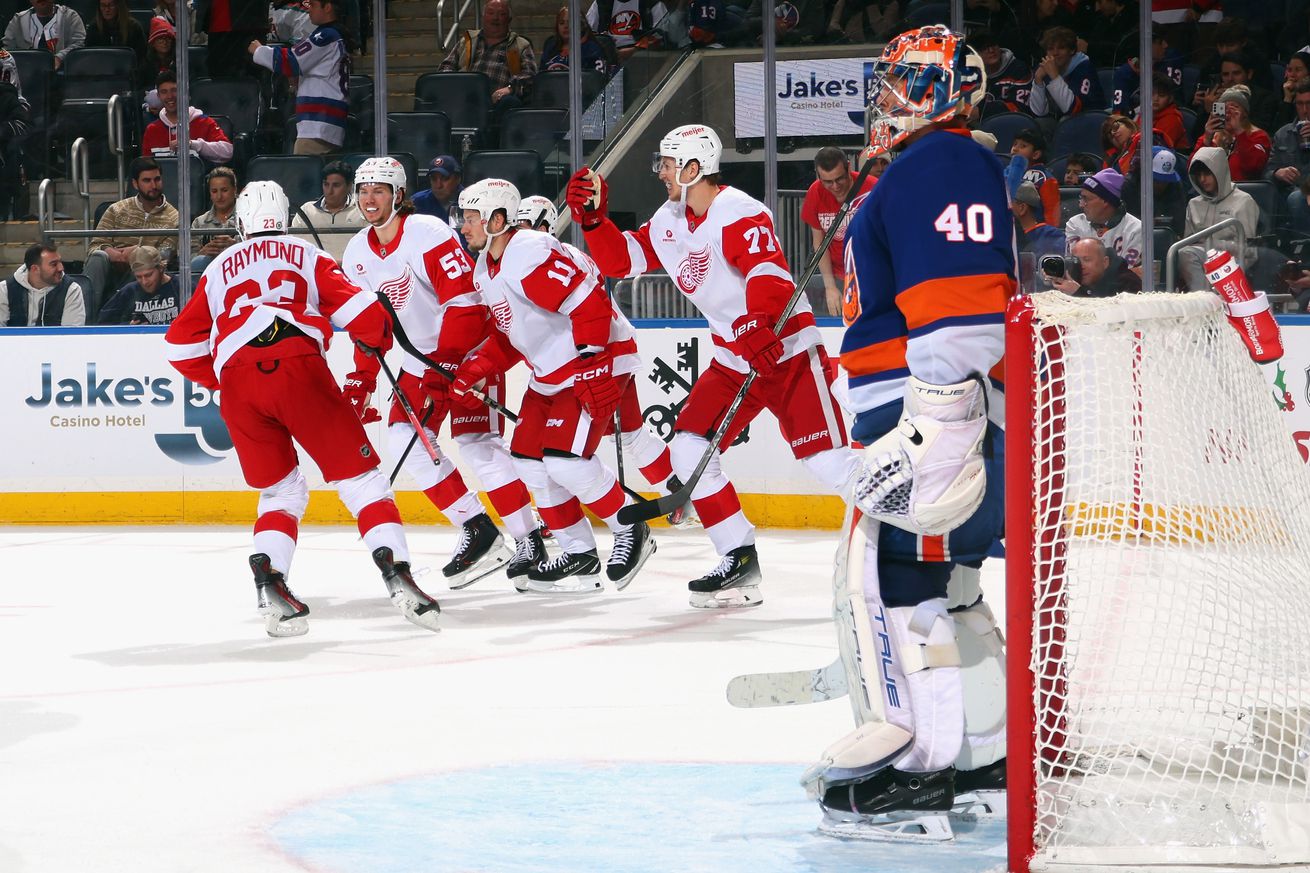 Detroit Red Wings v New York Islanders