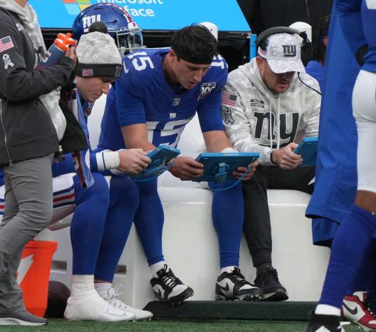 East Rutherford, NJ -- November 24, 2024 -- Tommy DeVito of the Giants on the bench in the fourth quarter as the Tampa Bay Buccaneers came to MetLife Stadium and defeated the New York Giants 30-7.