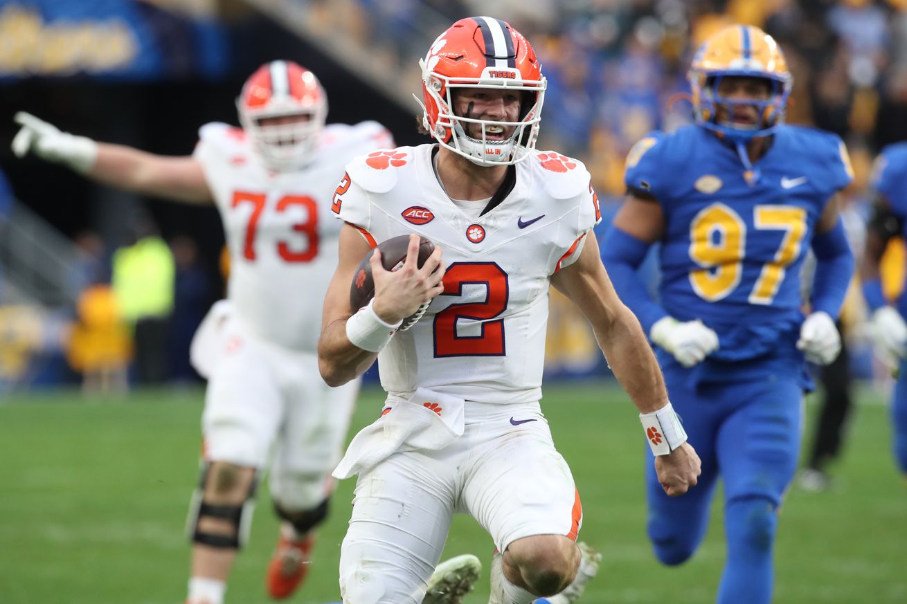 NCAA Football: Clemson at Pittsburgh