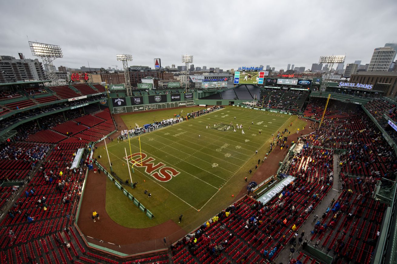 Wasabi Fenway Bowl - SMU v Boston College