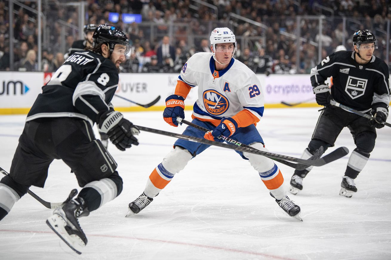 NHL: MAR 11 Islanders at Kings