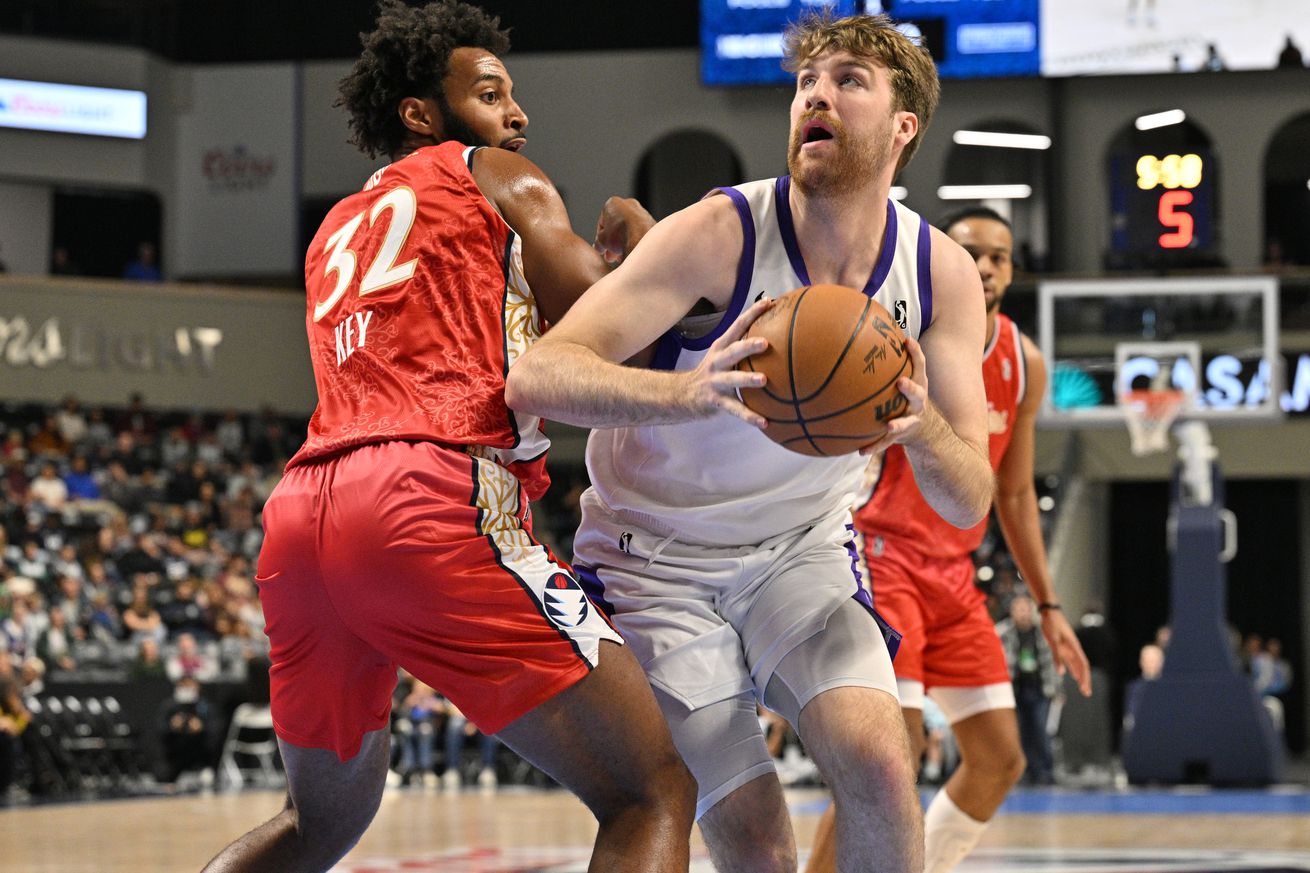 Stockton Kings v San Diego Clippers