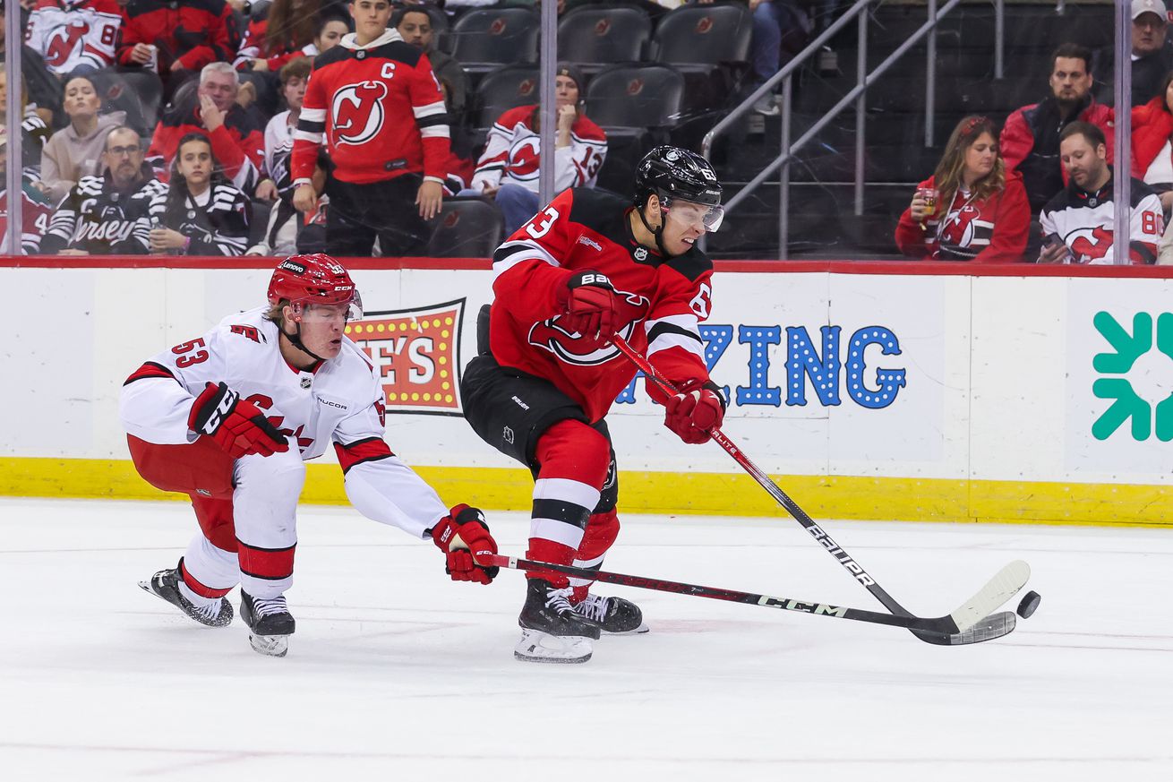 Carolina Hurricanes v New Jersey Devils