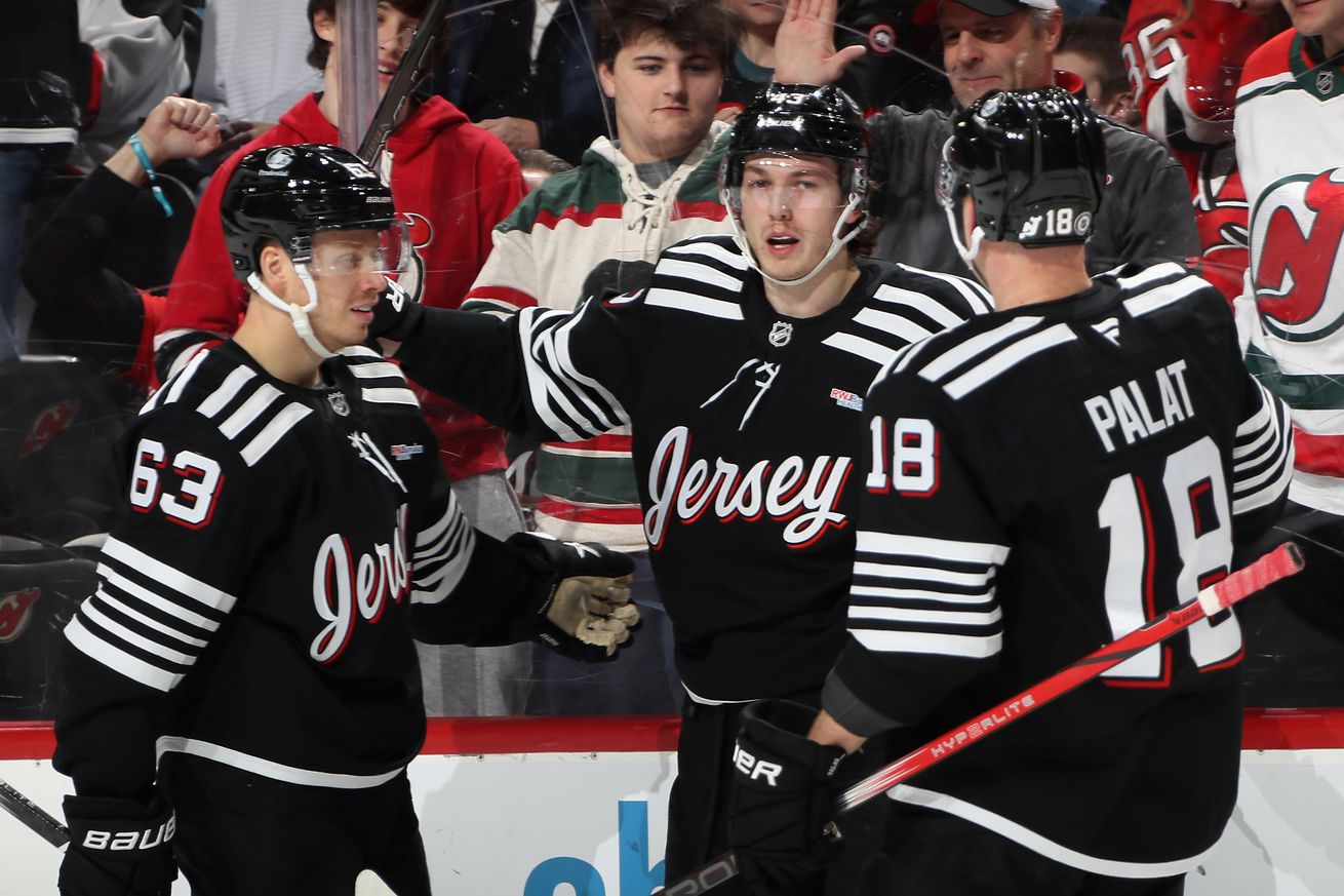 Carolina Hurricanes v New Jersey Devils