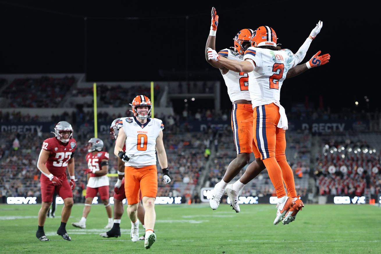 Syracuse v Washington State - DirecTV Holiday Bowl