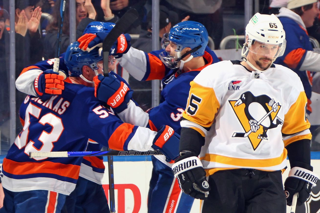 Pittsburgh Penguins v New York Islanders