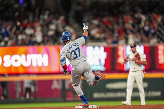 MLB: Los Angeles Dodgers at Atlanta Braves, teoscar hernandez