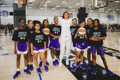 December 14th, 2024; Nyara Sabally makes an appearance at the New York Liberty’s ‘Season of Giving’ basketball clinic. (Photo by. Brandon Todd/New York Liberty)