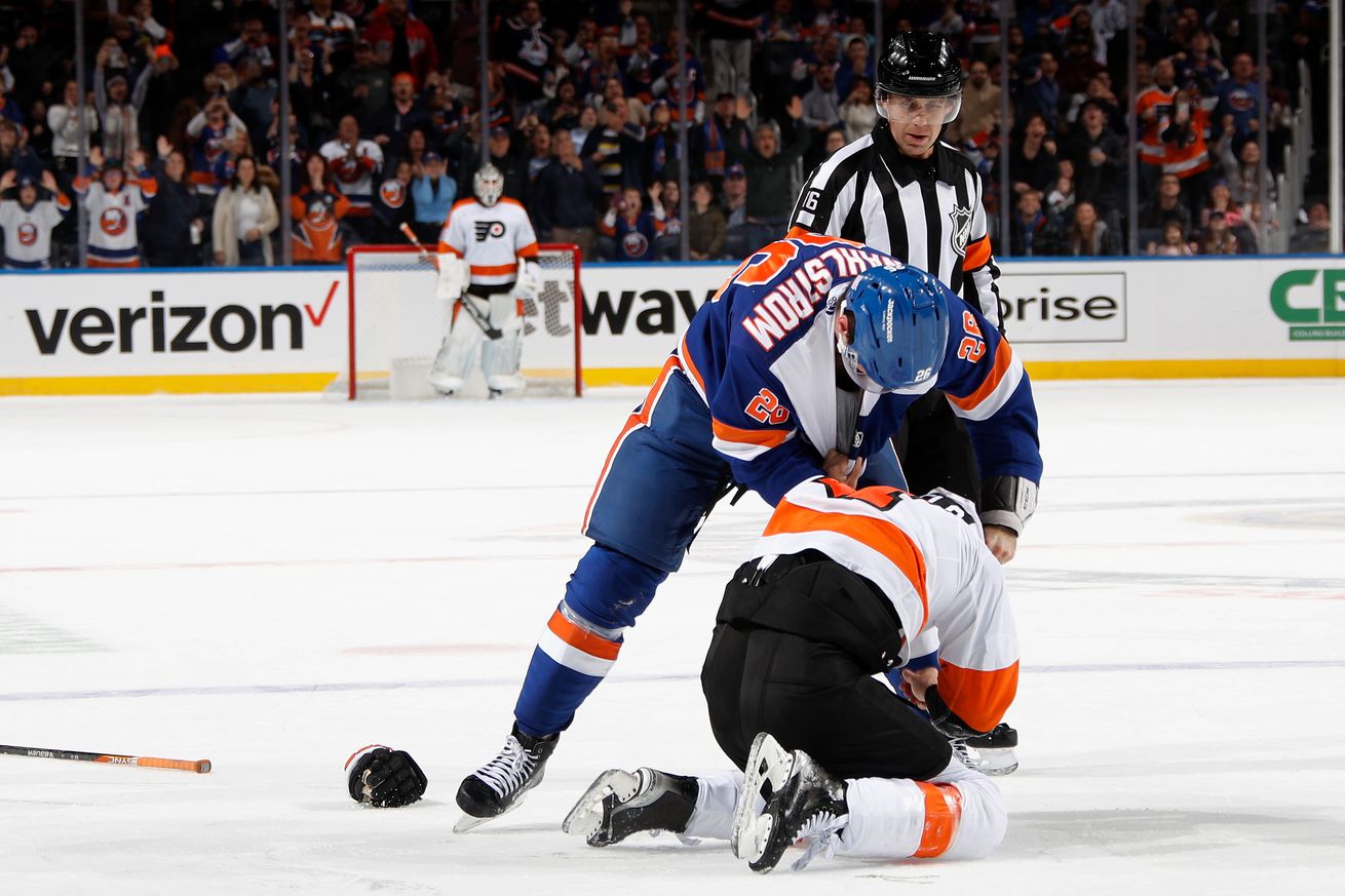 Philadelphia Flyers v New York Islanders