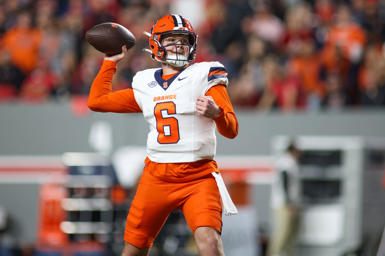 COLLEGE FOOTBALL: OCT 12 Syracuse at NC State