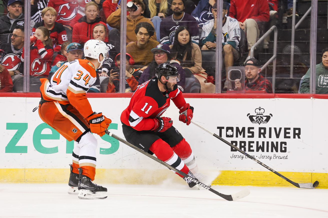 NHL: OCT 27 Ducks at Devils