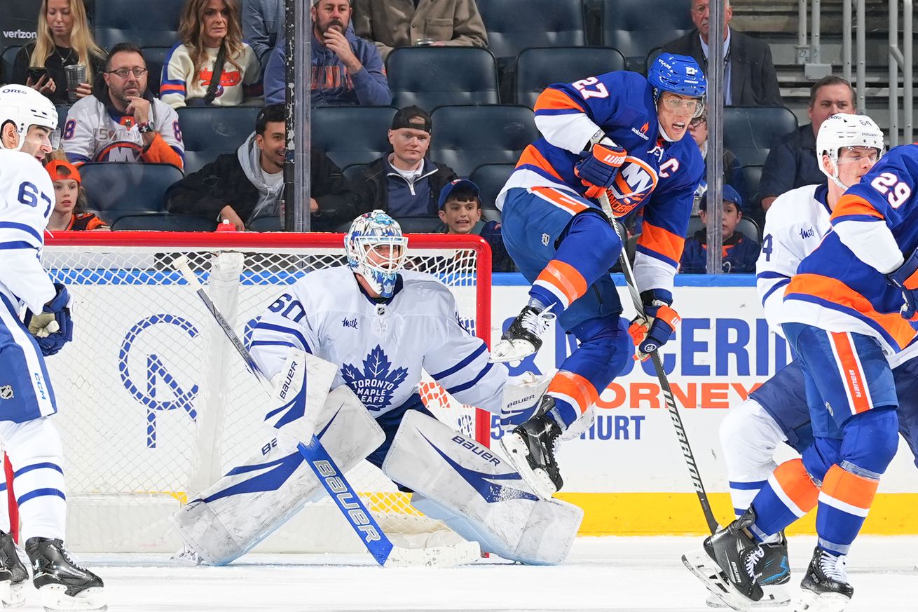 Toronto Maple Leafs v New York Islanders