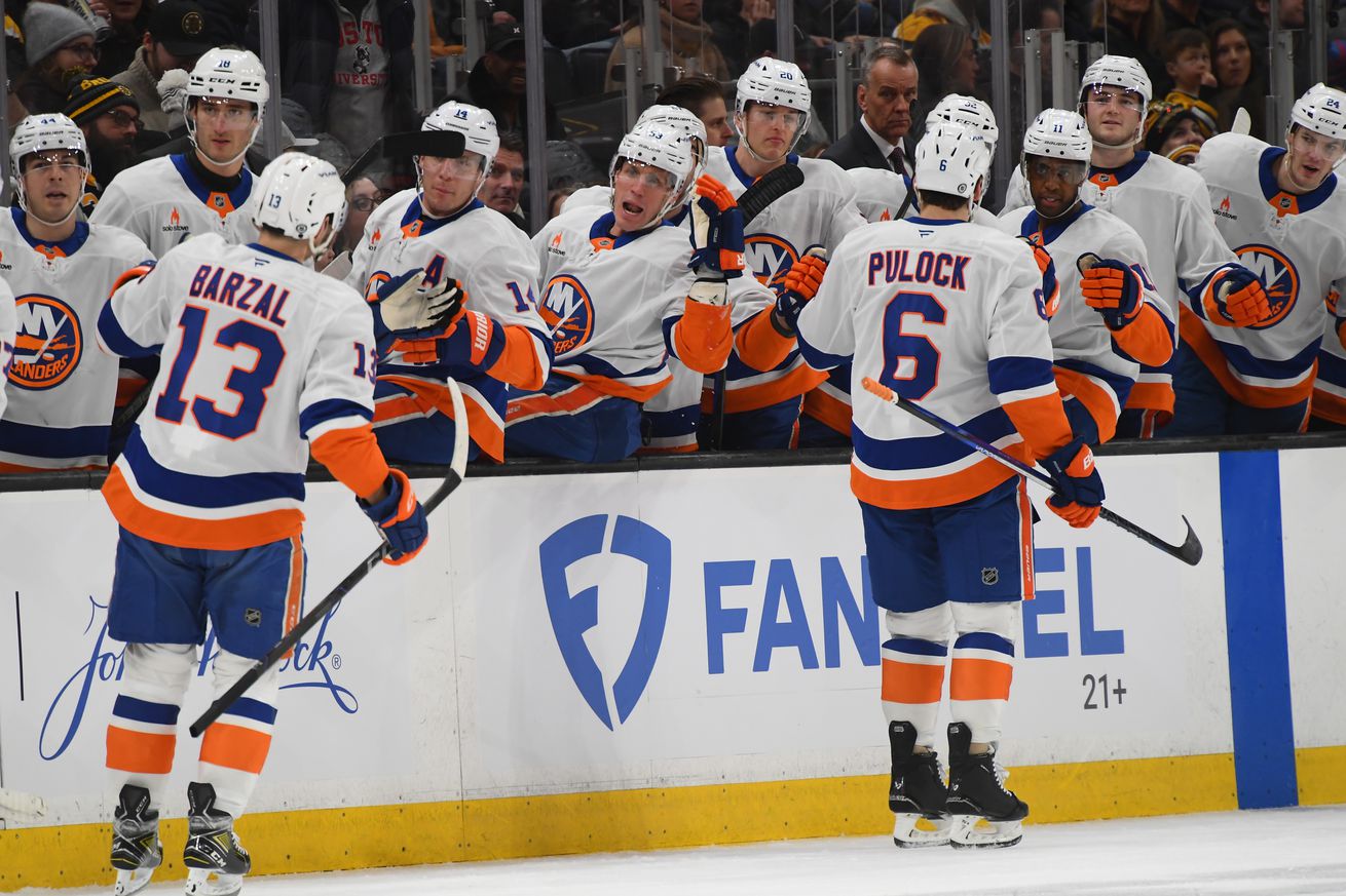 New York Islanders v Boston Bruins