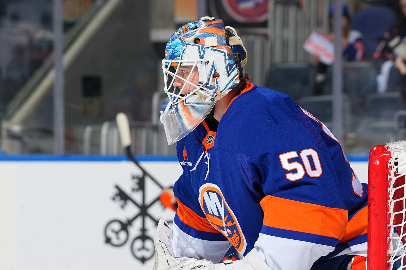 Toronto Maple Leafs v New York Islanders