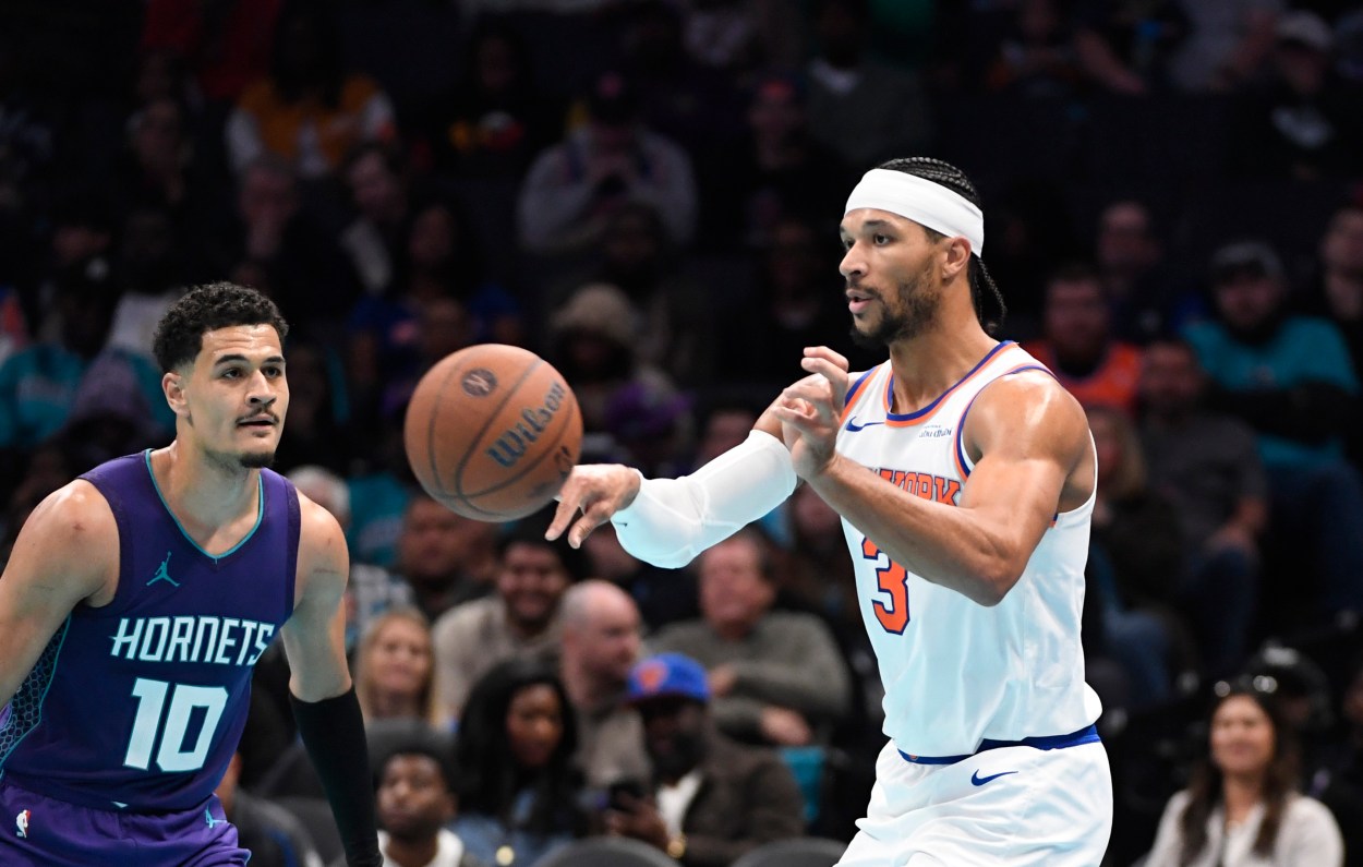 Nov 29, 2024; Charlotte, North Carolina, USA; New York Knicks guard Josh Hart (3) passes during the second half against the Charlotte Hornets at the Spectrum Center. Mandatory Credit: Sam Sharpe-Imagn Images