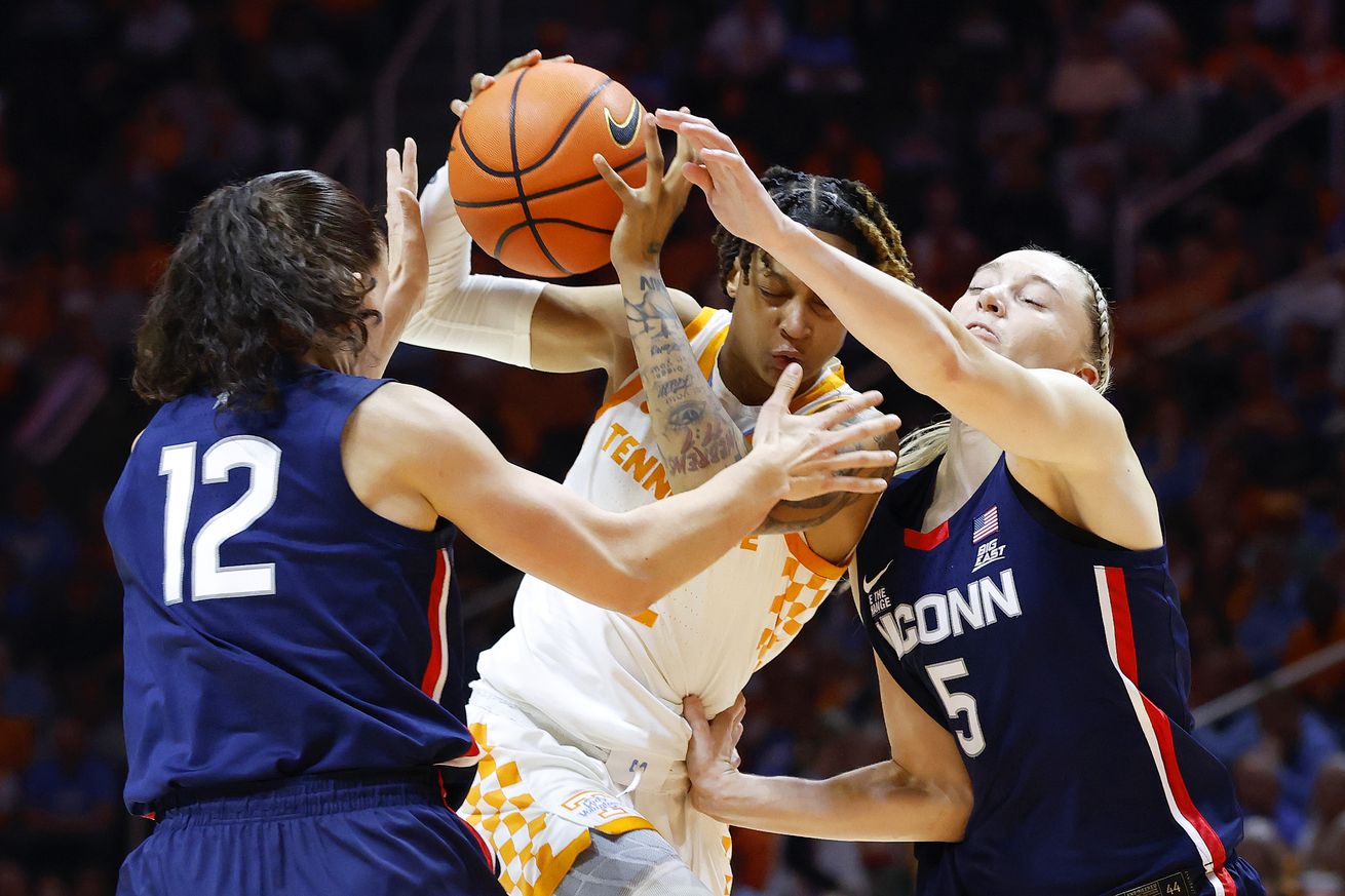 Connecticut v Tennessee