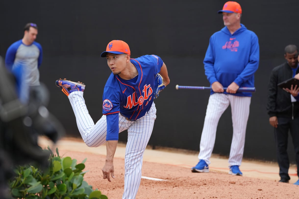 Feb 19, 2024; Port St. Lucie, FL, USA; New York Mets starting pitcher Kodai Senga (34) warms-up during workouts at spring training. Mandatory Credit: Jim Rassol-USA TODAY Sports