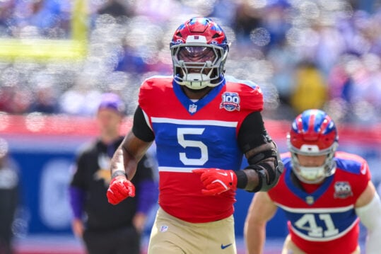 Sep 8, 2024; East Rutherford, New Jersey, USA; New York Giants linebacker Kayvon Thibodeaux (5) warms up before a game against the Minnesota Vikings at MetLife Stadium. Mandatory Credit: John Jones-Imagn Images