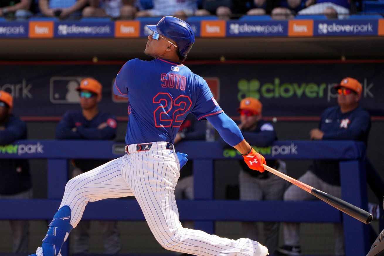 MLB: Spring Training-Houston Astros at New York Mets