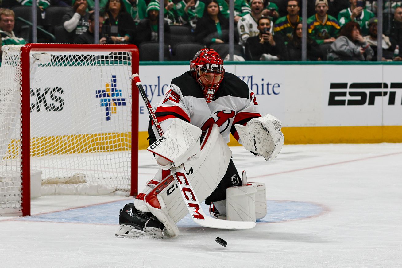 NHL: MAR 04 Devils at Stars