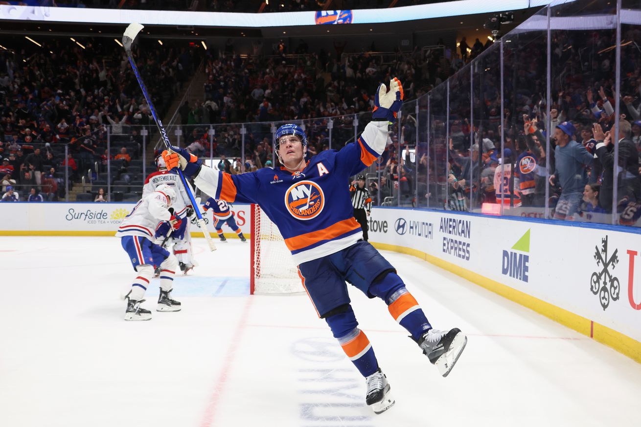 Montreal Canadiens v New York Islanders